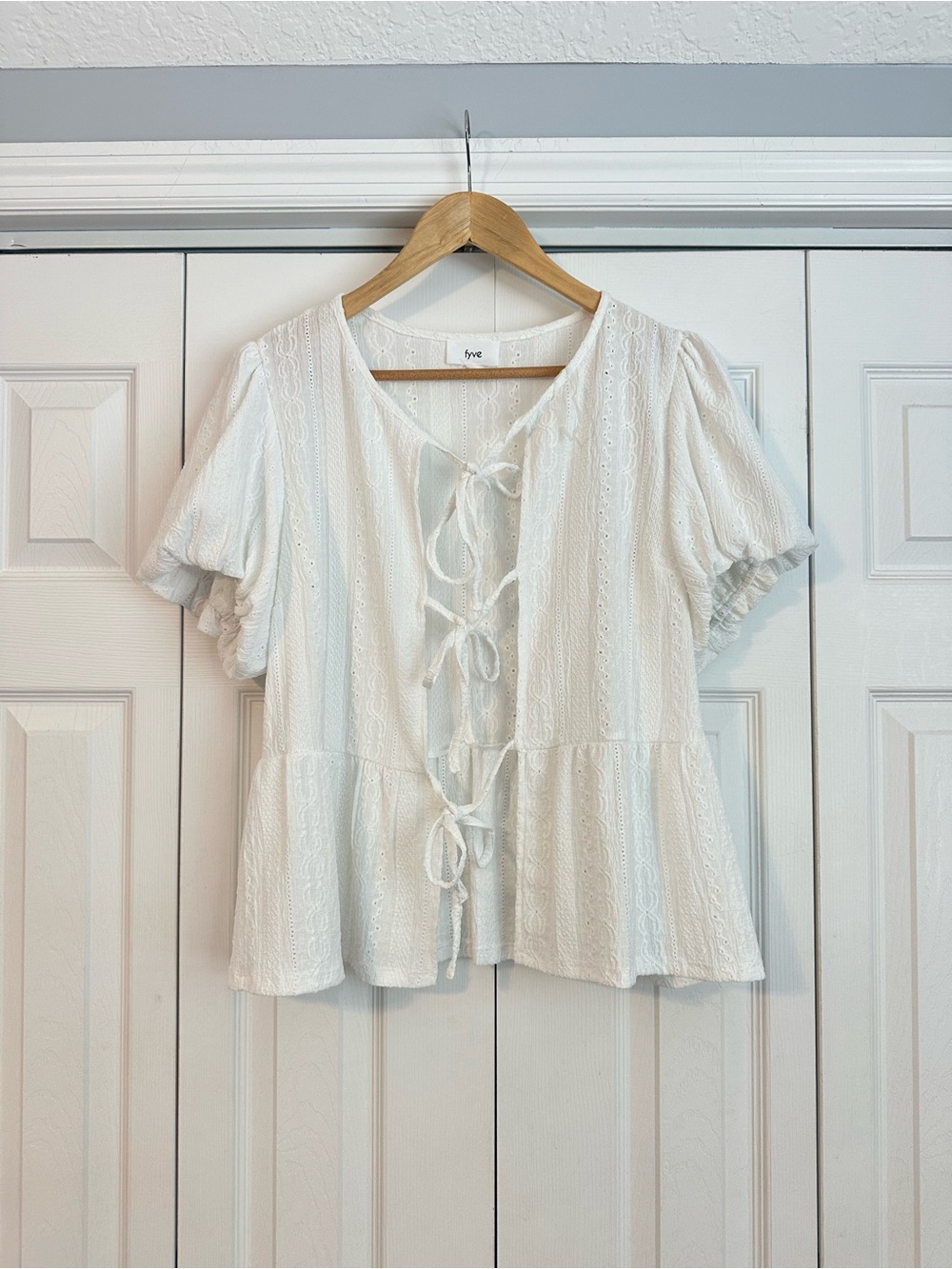 fyve White Lace-Up Eyelet Peplum Top, L